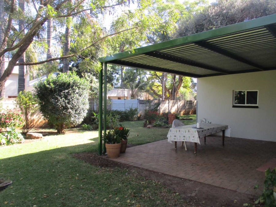 5 Bedroom Property for Sale in Villieria Gauteng