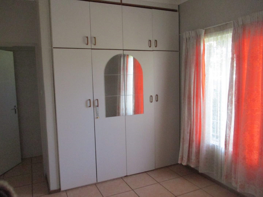 5 Bedroom Property for Sale in Villieria Gauteng