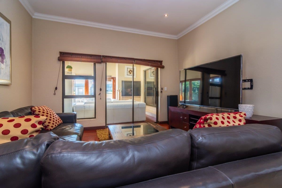 4 Bedroom Property for Sale in Ruimsig Gauteng