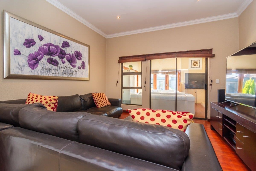 4 Bedroom Property for Sale in Ruimsig Gauteng