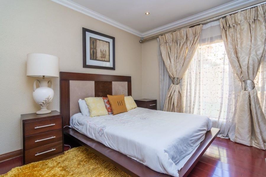 4 Bedroom Property for Sale in Ruimsig Gauteng
