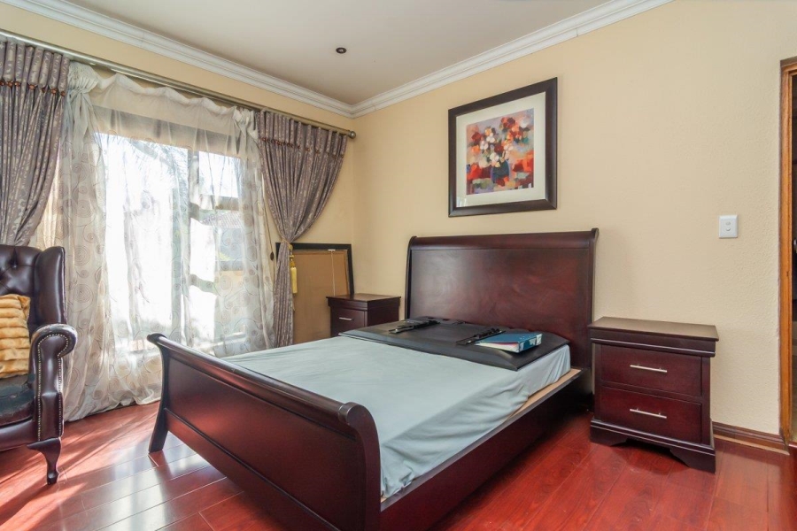 4 Bedroom Property for Sale in Ruimsig Gauteng