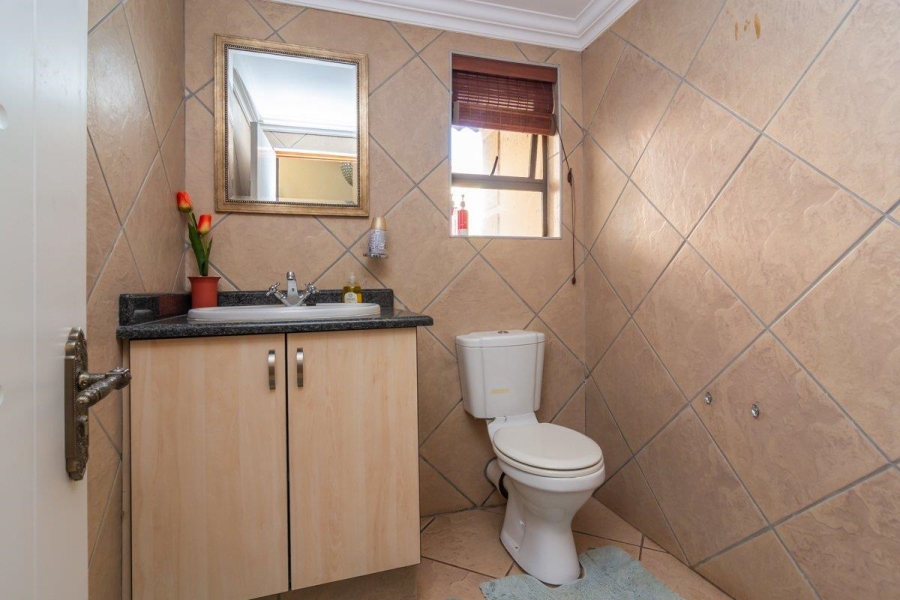 4 Bedroom Property for Sale in Ruimsig Gauteng