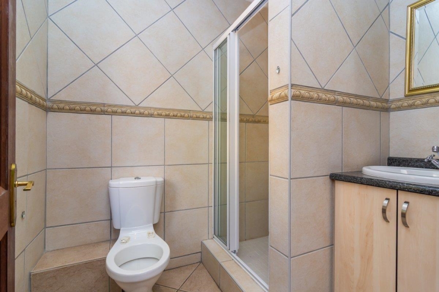 4 Bedroom Property for Sale in Ruimsig Gauteng