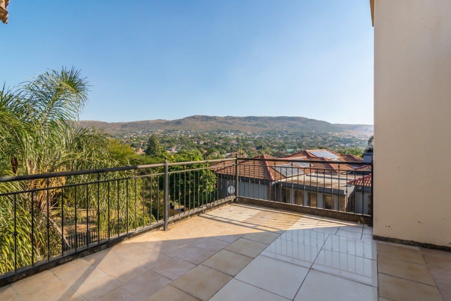 4 Bedroom Property for Sale in Ruimsig Gauteng
