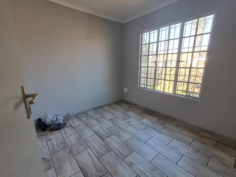 2 Bedroom Property for Sale in Terenure Gauteng