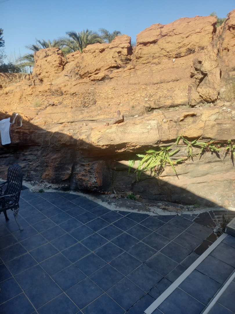 3 Bedroom Property for Sale in Oakdene Gauteng