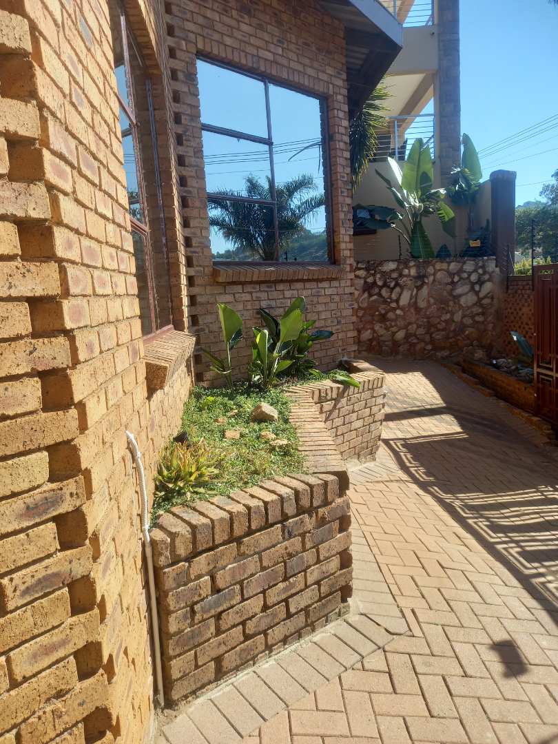 3 Bedroom Property for Sale in Oakdene Gauteng