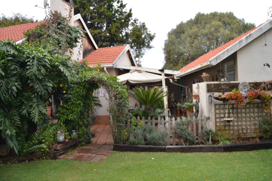 3 Bedroom Property for Sale in Brackenhurst Gauteng