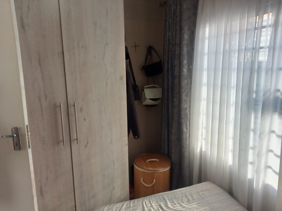 3 Bedroom Property for Sale in Klippoortje Gauteng