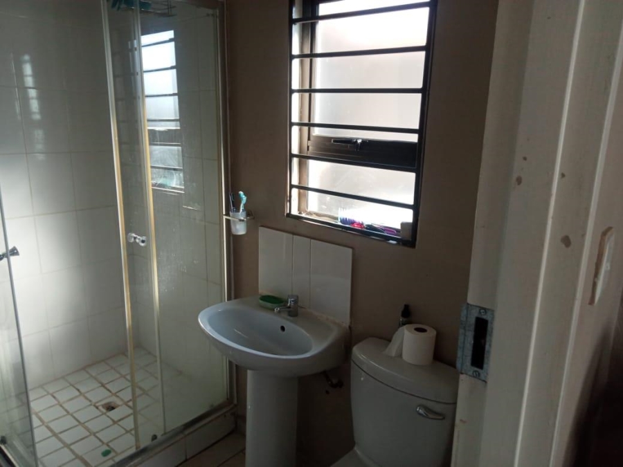 3 Bedroom Property for Sale in Klippoortje Gauteng
