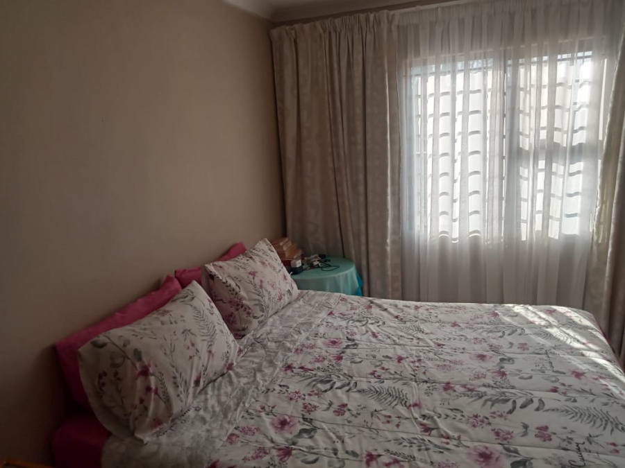 3 Bedroom Property for Sale in Klippoortje Gauteng
