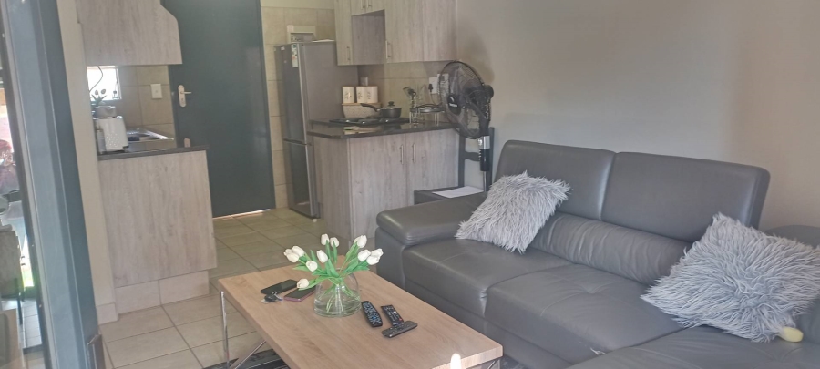 2 Bedroom Property for Sale in Montana Tuine Gauteng