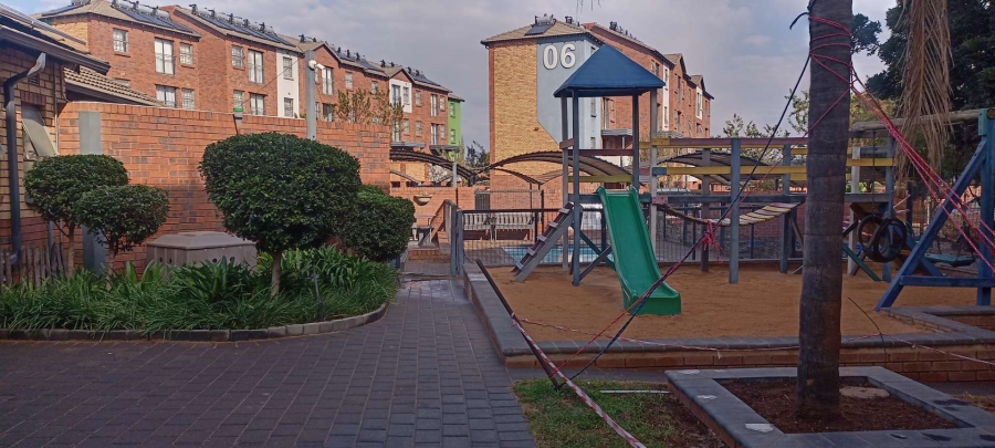 2 Bedroom Property for Sale in Montana Tuine Gauteng
