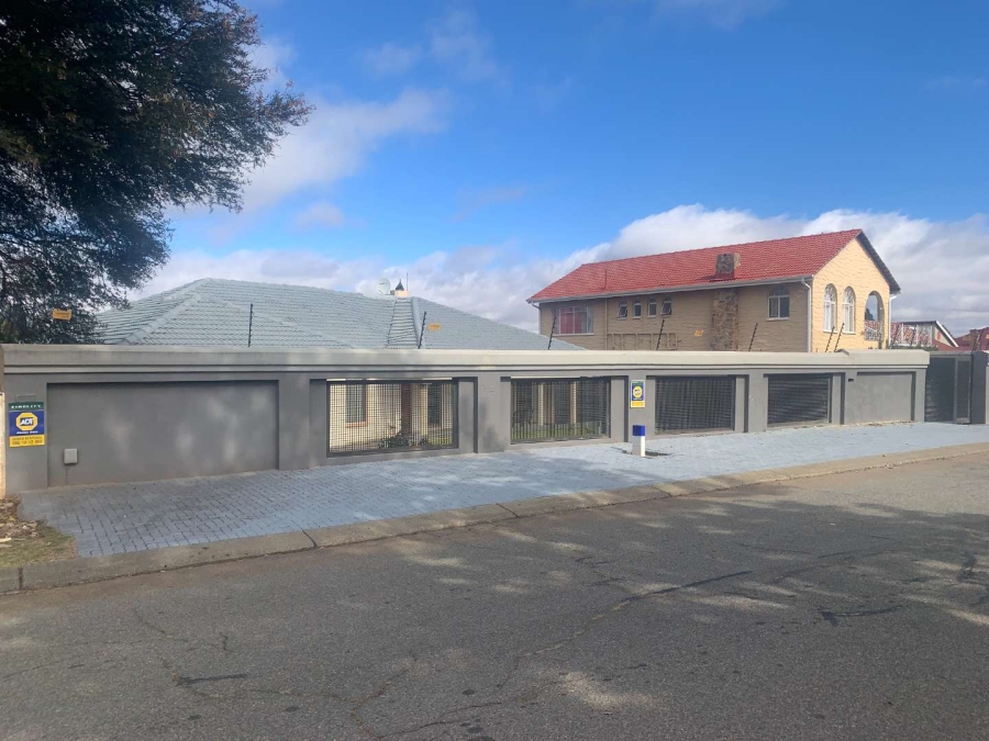 4 Bedroom Property for Sale in Winchester Hills Gauteng