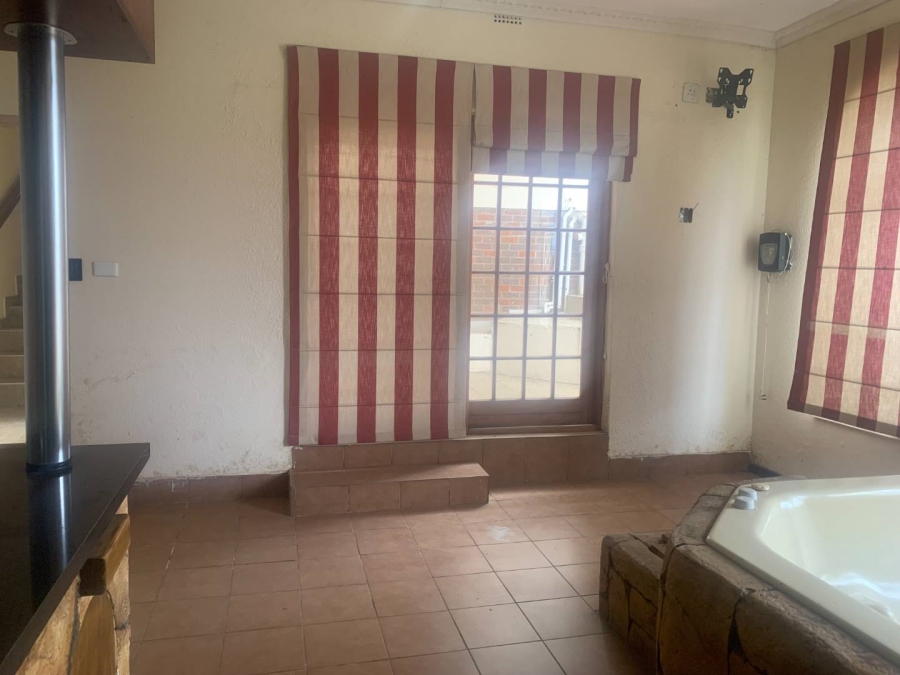 4 Bedroom Property for Sale in Winchester Hills Gauteng
