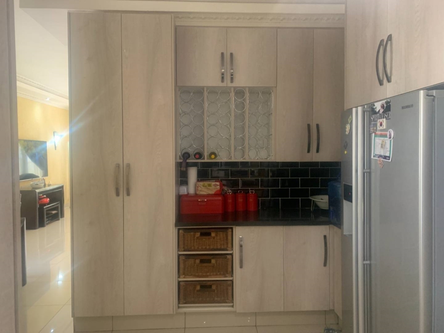 4 Bedroom Property for Sale in Winchester Hills Gauteng