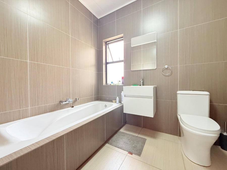 3 Bedroom Property for Sale in Kyalami Ah Gauteng
