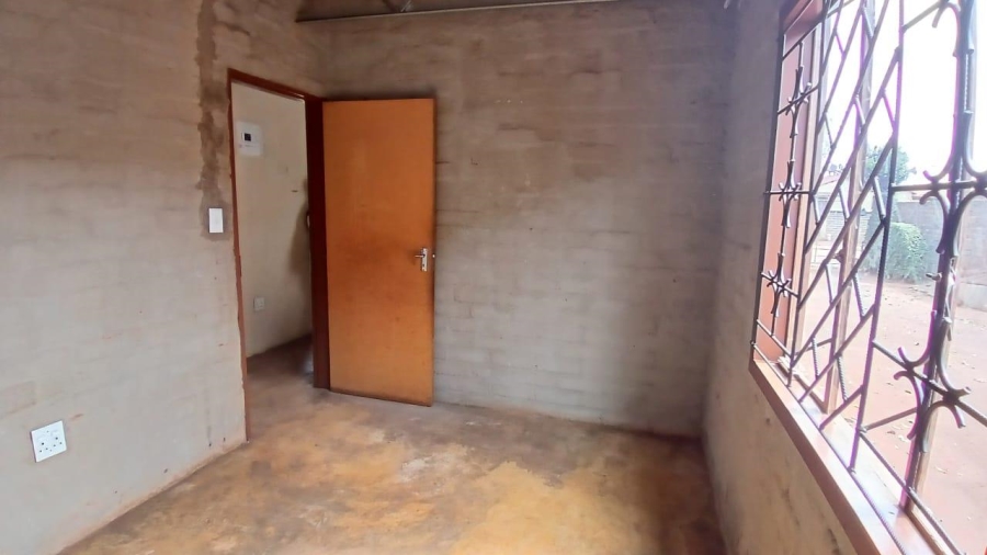 2 Bedroom Property for Sale in Ga-Rankuwa Unit 24 Gauteng