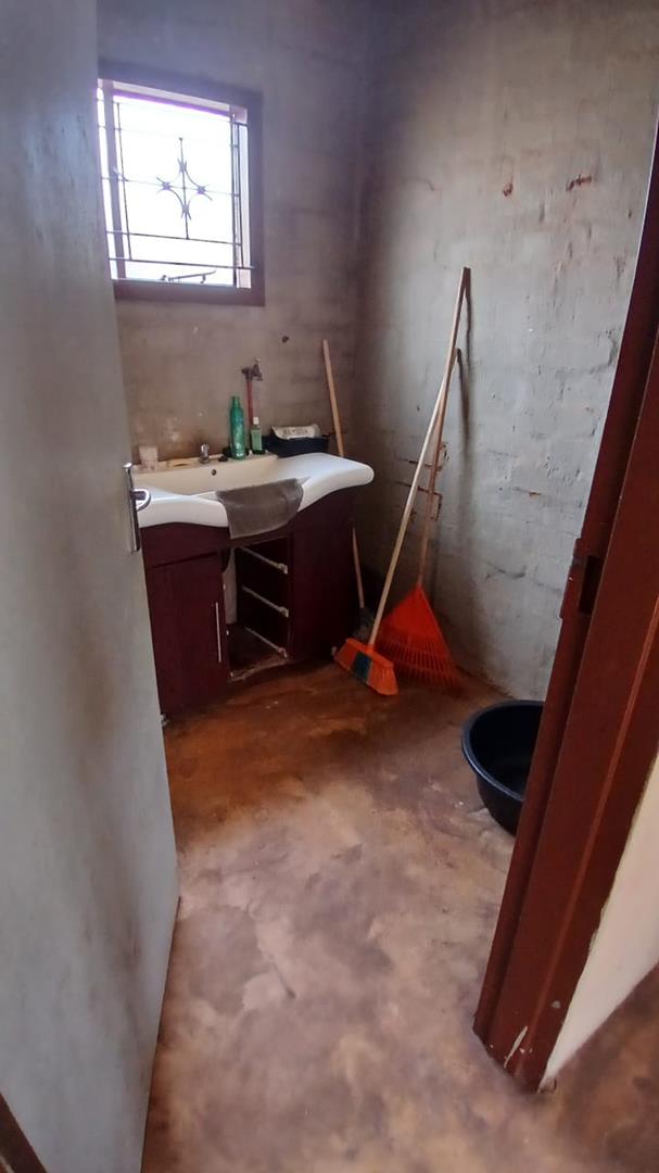 2 Bedroom Property for Sale in Ga-Rankuwa Unit 24 Gauteng