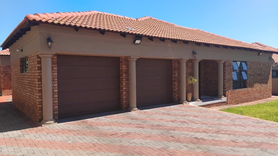 4 Bedroom Property for Sale in The Orchards Gauteng