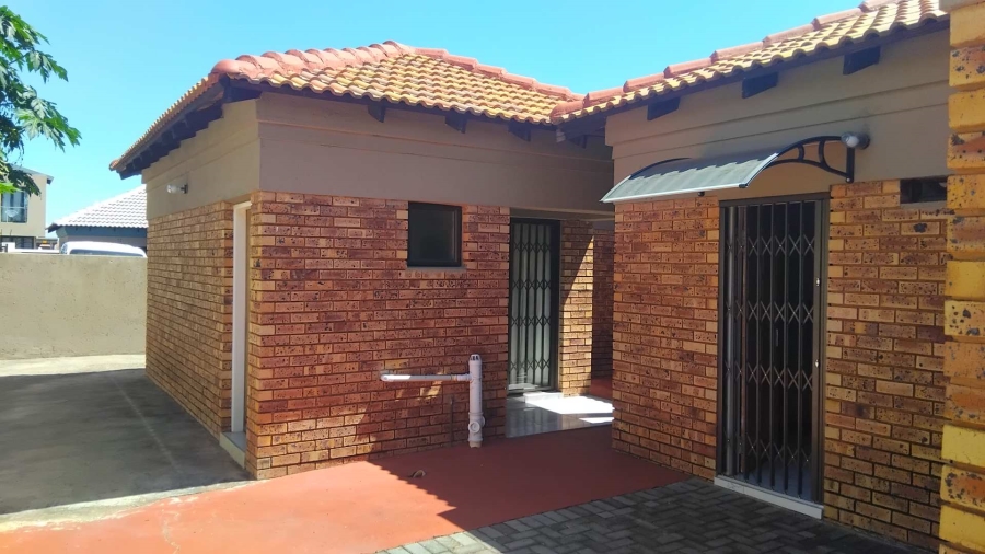 4 Bedroom Property for Sale in The Orchards Gauteng