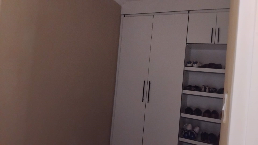 4 Bedroom Property for Sale in The Orchards Gauteng