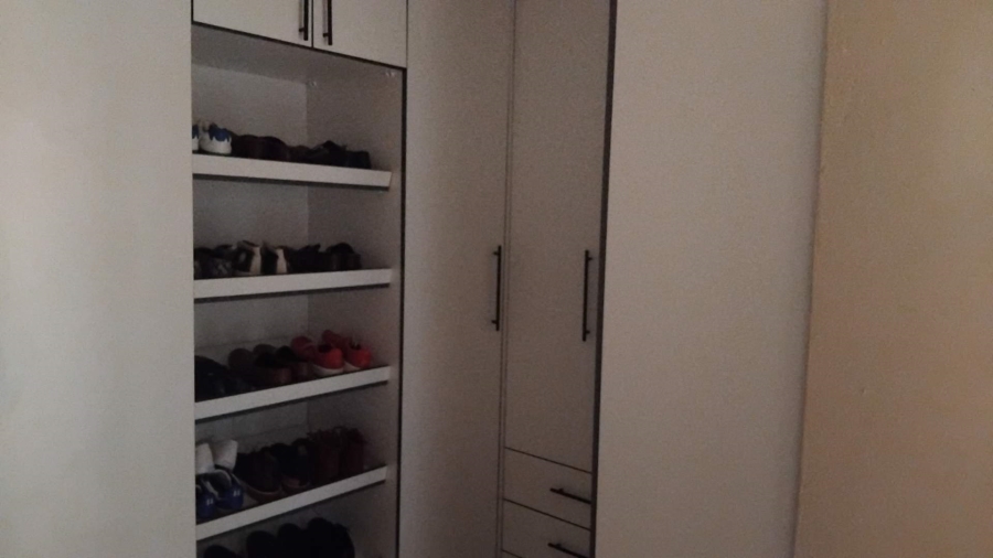 4 Bedroom Property for Sale in The Orchards Gauteng