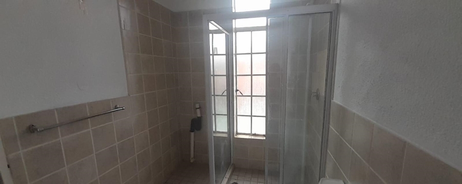 2 Bedroom Property for Sale in Honeydew Gauteng