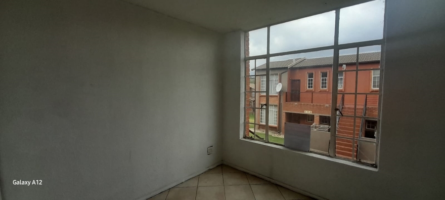 2 Bedroom Property for Sale in Honeydew Gauteng