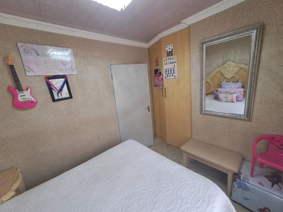 To Let 3 Bedroom Property for Rent in Olievenhoutbosch Gauteng