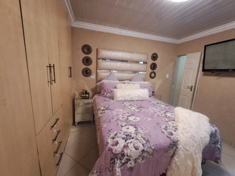 To Let 3 Bedroom Property for Rent in Olievenhoutbosch Gauteng
