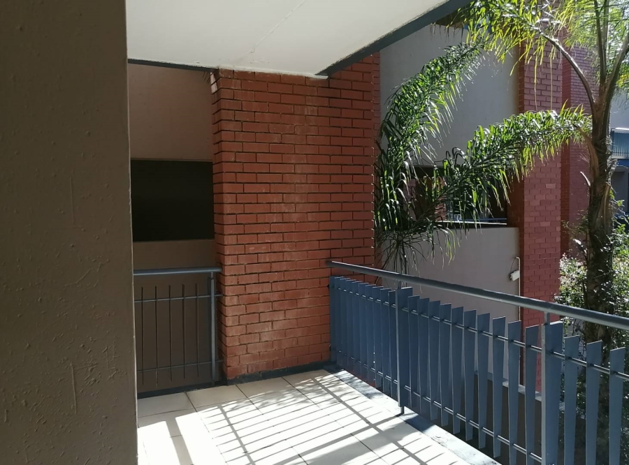 To Let 2 Bedroom Property for Rent in Morningside Gauteng