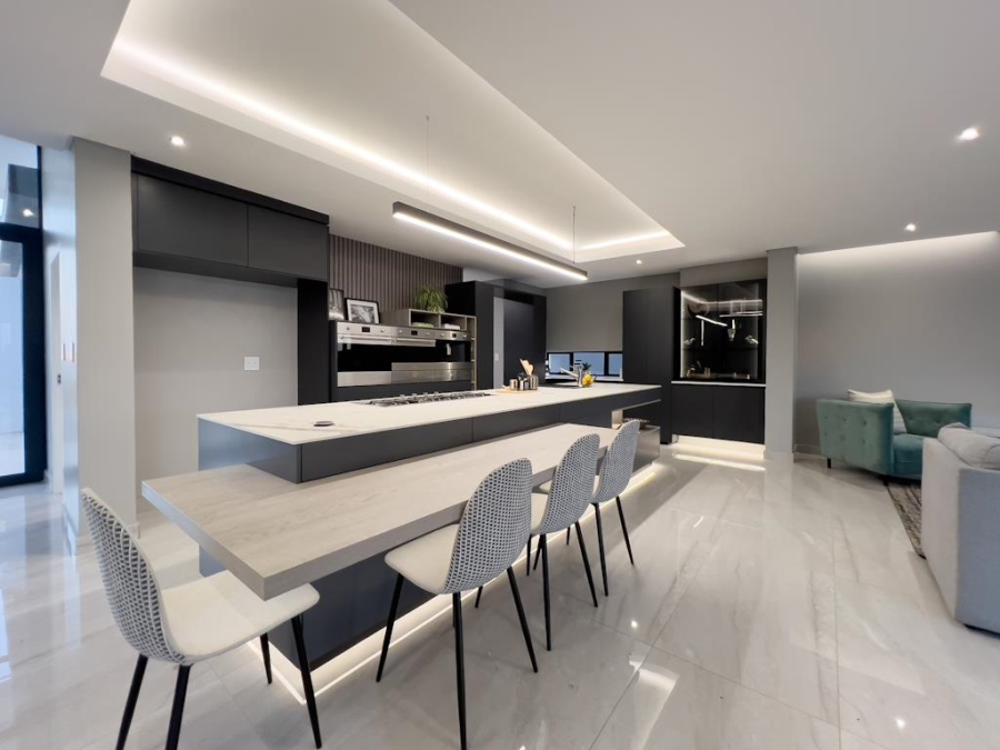 4 Bedroom Property for Sale in Midstream Heights Gauteng
