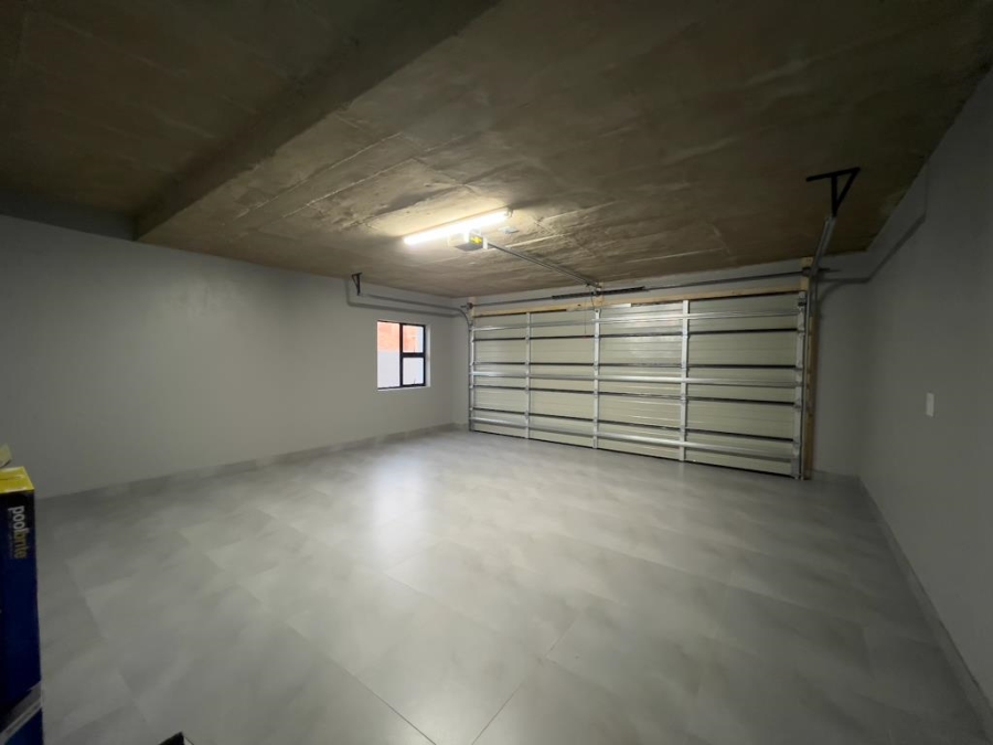 4 Bedroom Property for Sale in Midstream Heights Gauteng