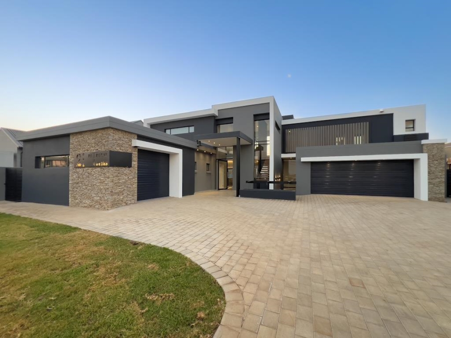 4 Bedroom Property for Sale in Midstream Heights Gauteng