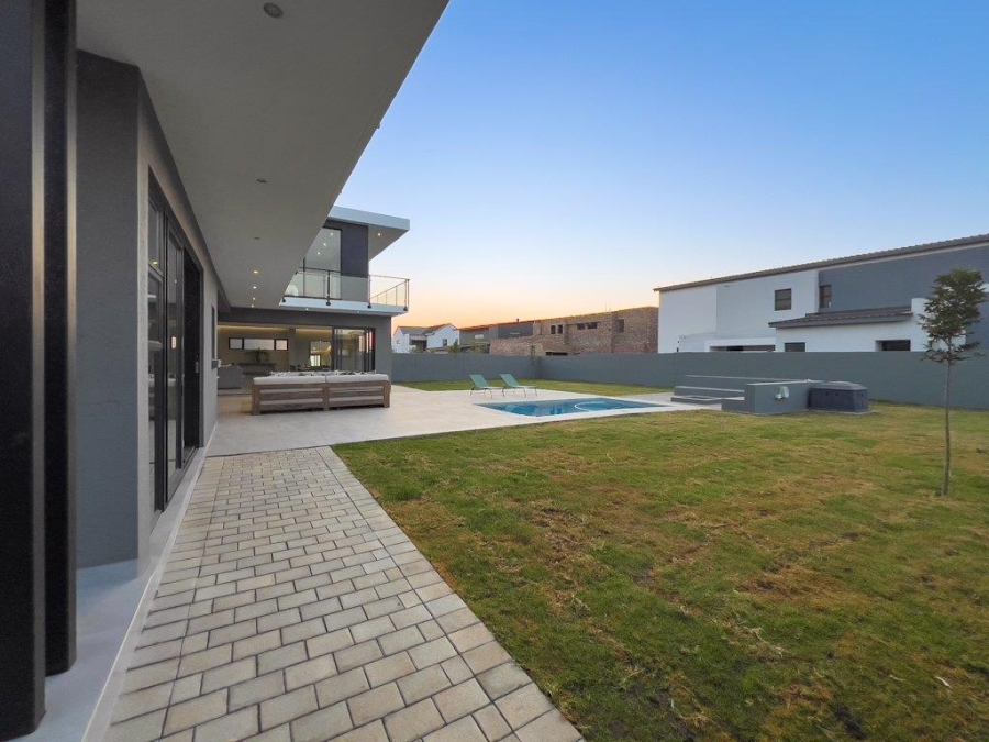 4 Bedroom Property for Sale in Midstream Heights Gauteng