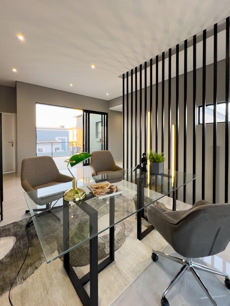 4 Bedroom Property for Sale in Midstream Heights Gauteng