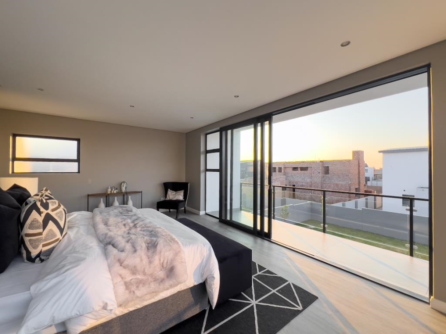 4 Bedroom Property for Sale in Midstream Heights Gauteng