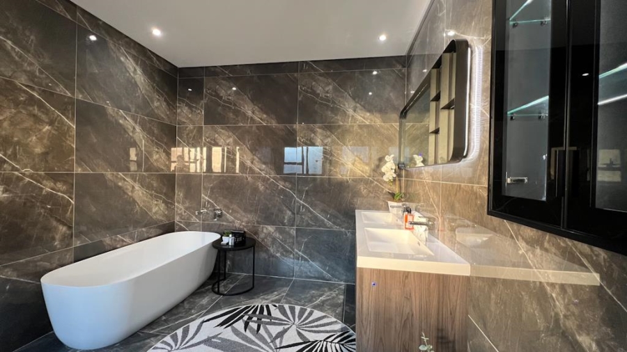 4 Bedroom Property for Sale in Midstream Heights Gauteng