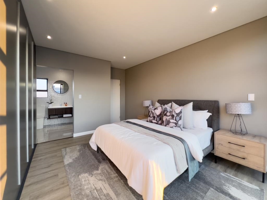 4 Bedroom Property for Sale in Midstream Heights Gauteng