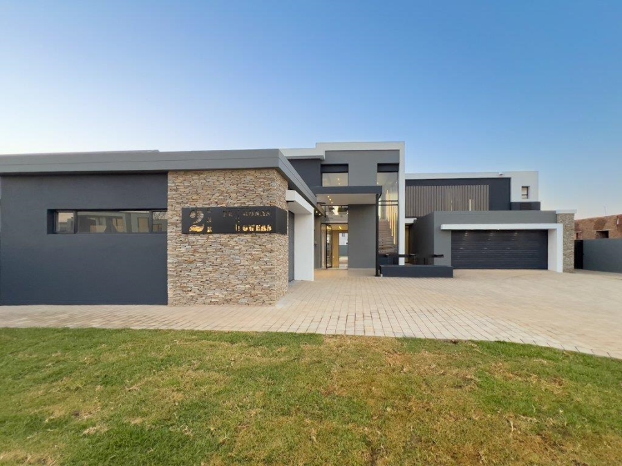 4 Bedroom Property for Sale in Midstream Heights Gauteng