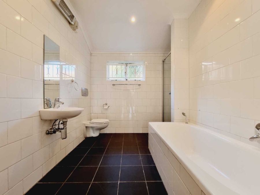 3 Bedroom Property for Sale in Sandown Gauteng