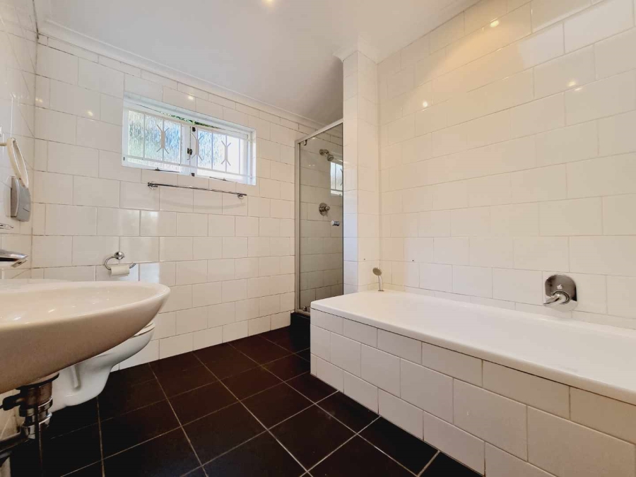 3 Bedroom Property for Sale in Sandown Gauteng