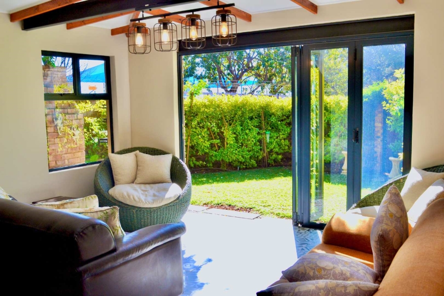 To Let 3 Bedroom Property for Rent in Waterkloof Glen Gauteng