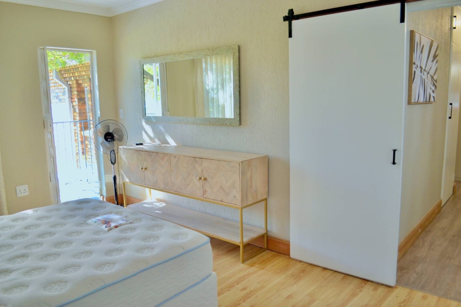 To Let 3 Bedroom Property for Rent in Waterkloof Glen Gauteng