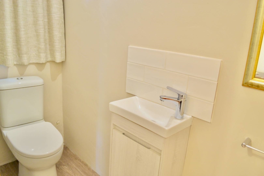 To Let 3 Bedroom Property for Rent in Waterkloof Glen Gauteng