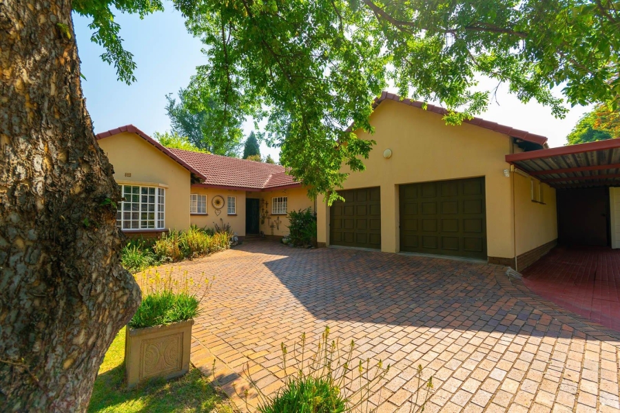3 Bedroom Property for Sale in Brackenhurst Gauteng