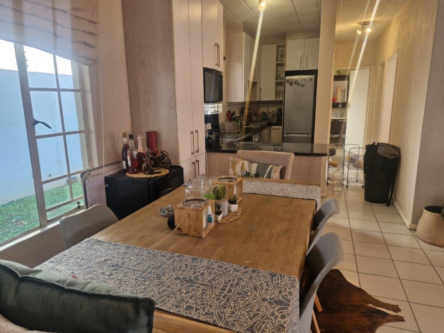 2 Bedroom Property for Sale in Morningside Gauteng