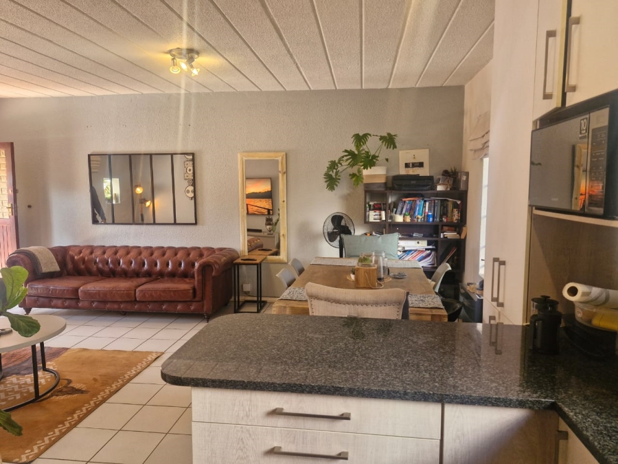 2 Bedroom Property for Sale in Morningside Gauteng